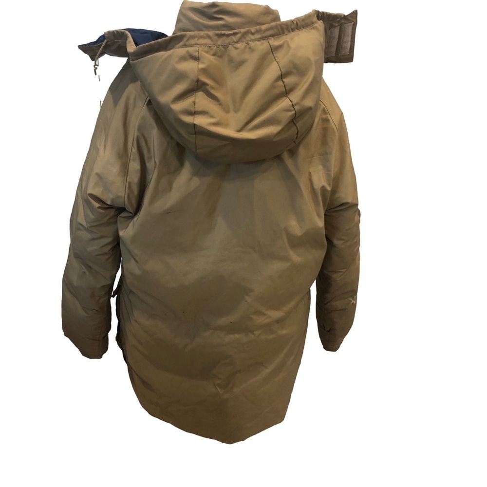 The North Face Size L vintage brown label down coat. Work condition small flaws - Picture 3 of 16